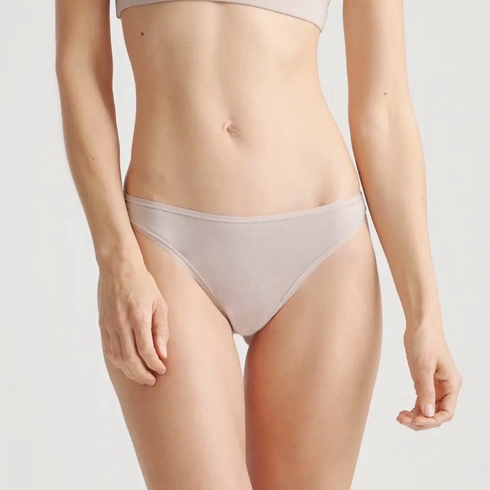 Quince Women's Organic Cotton Thong in Mink Size X-Smallr417